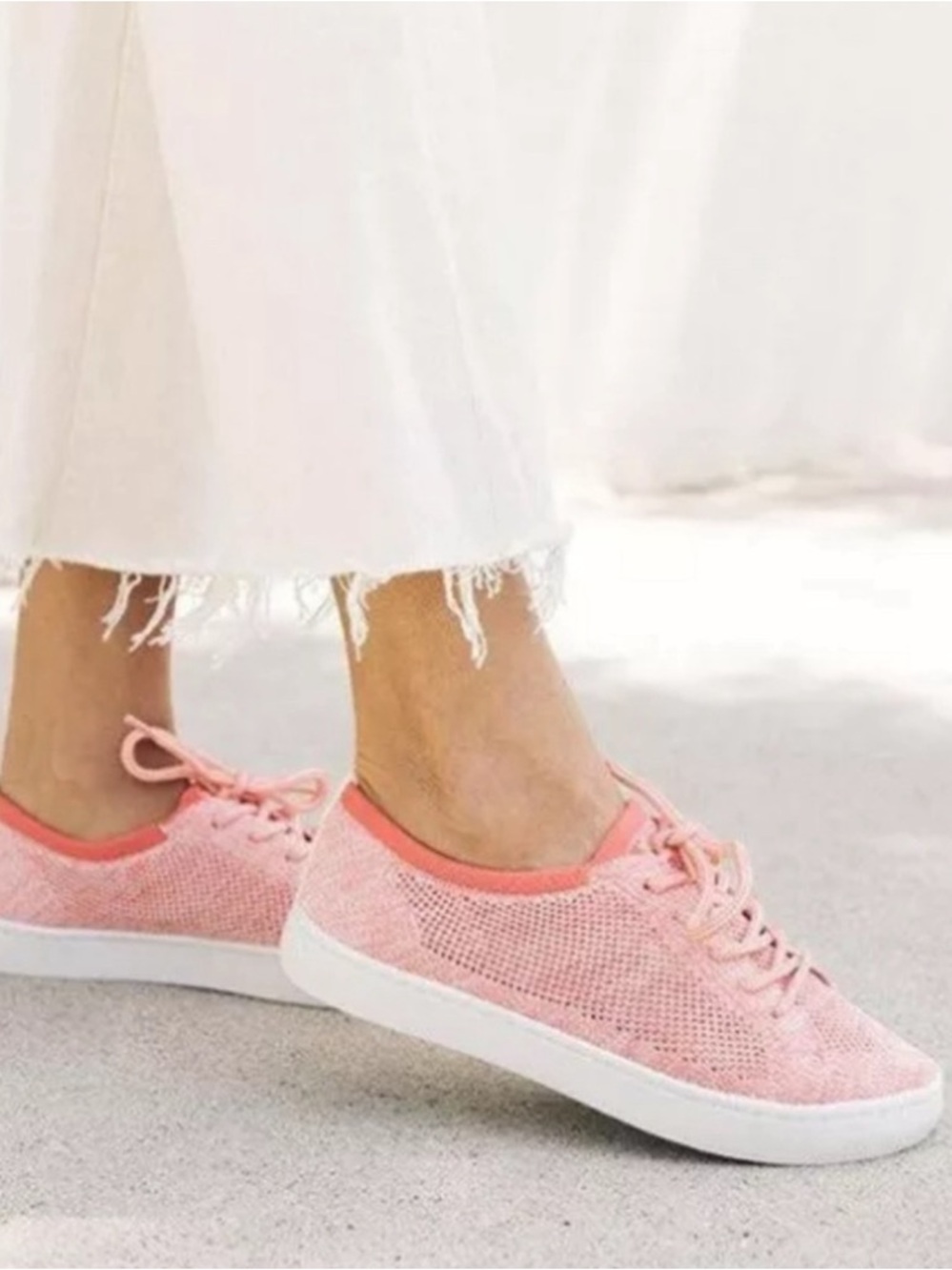 NWOT Soludos Ashore Mesh Knit Sneaker Women’s 9 Coral Pink Sneakers